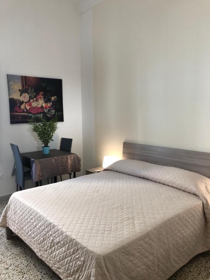 Velletri Bed & Breakfast Noto Luaran gambar