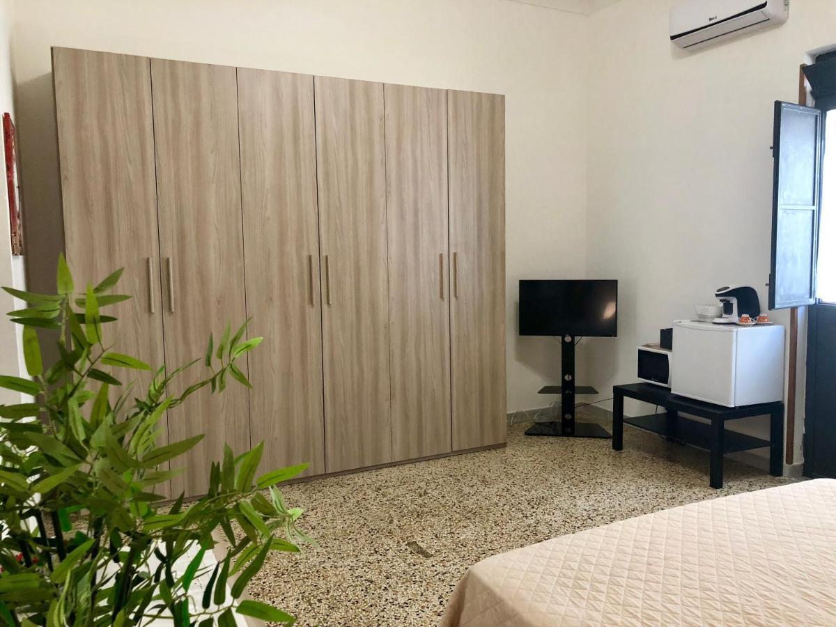 Velletri Bed & Breakfast Noto Luaran gambar